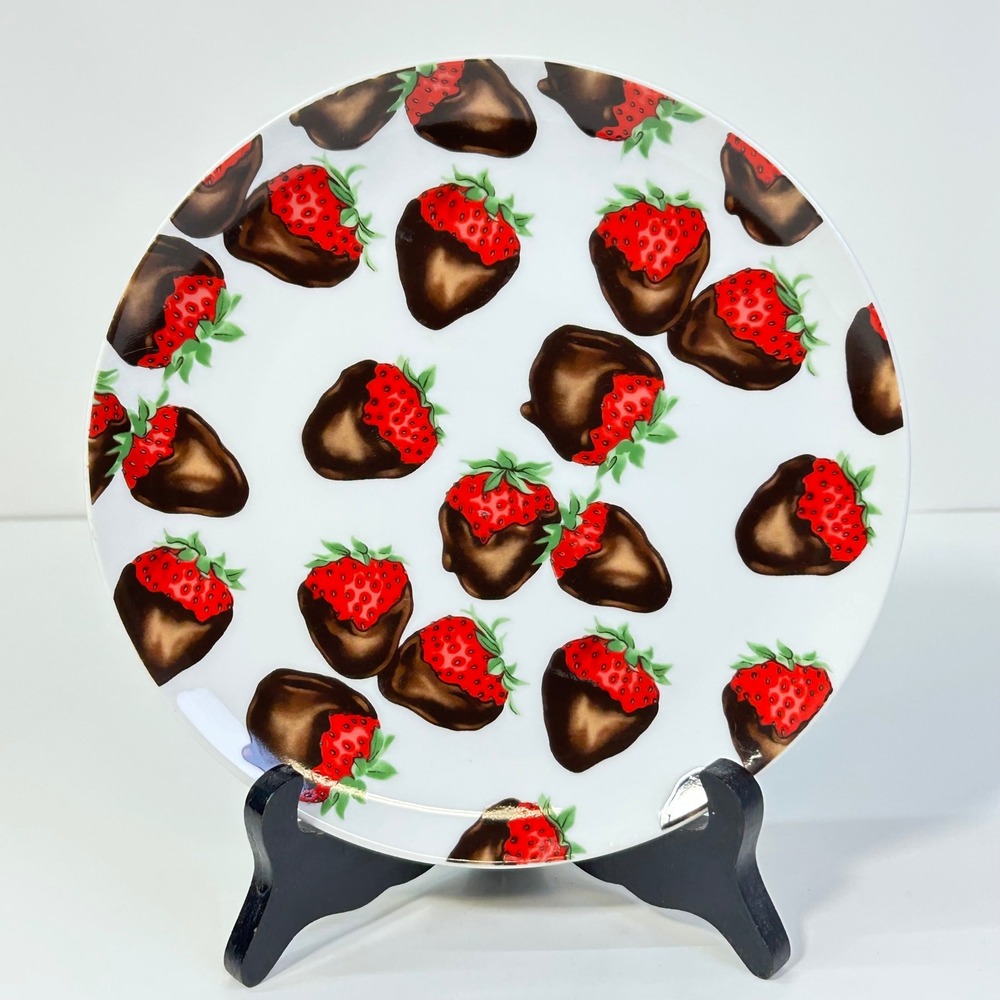 Department 56 Sweets Chocolate Covered Strawberry Dessert Plate  Ceramic 7.5"‎